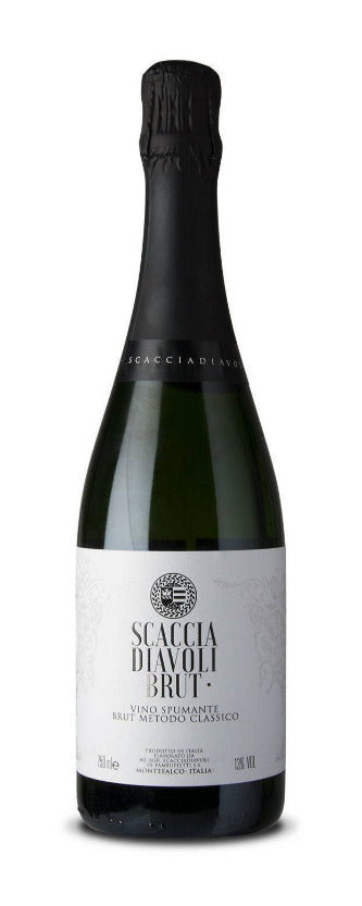 Sparkling Brut Champagne Method by Scacciadiavoli in Umbria